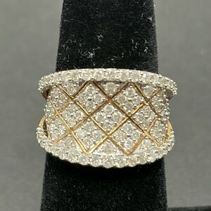 10K Gold Diamond Chip Pavé Lattice Statement Ring